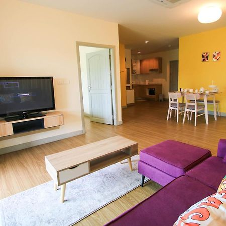 Apartamento Baan Rub Lom By Jane Pak Chong Exterior foto