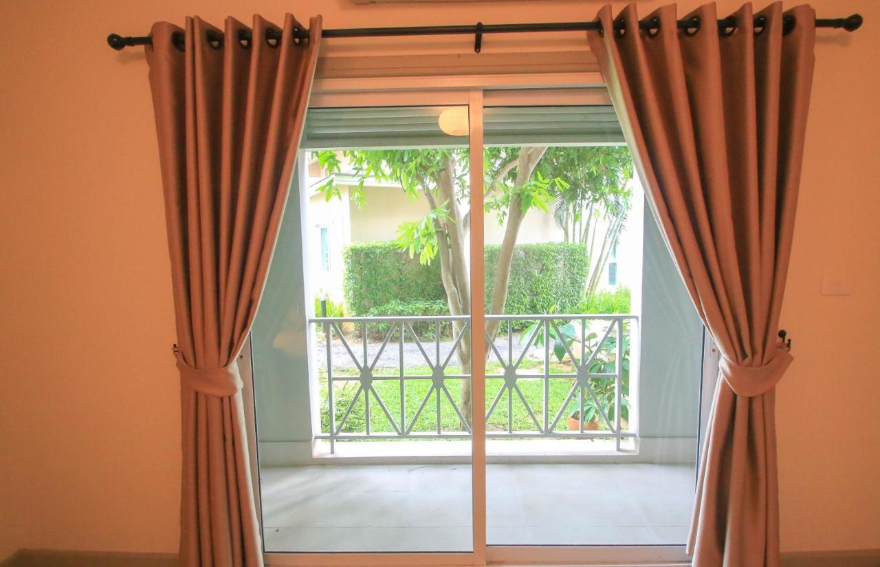 Apartamento Baan Rub Lom By Jane Pak Chong Exterior foto