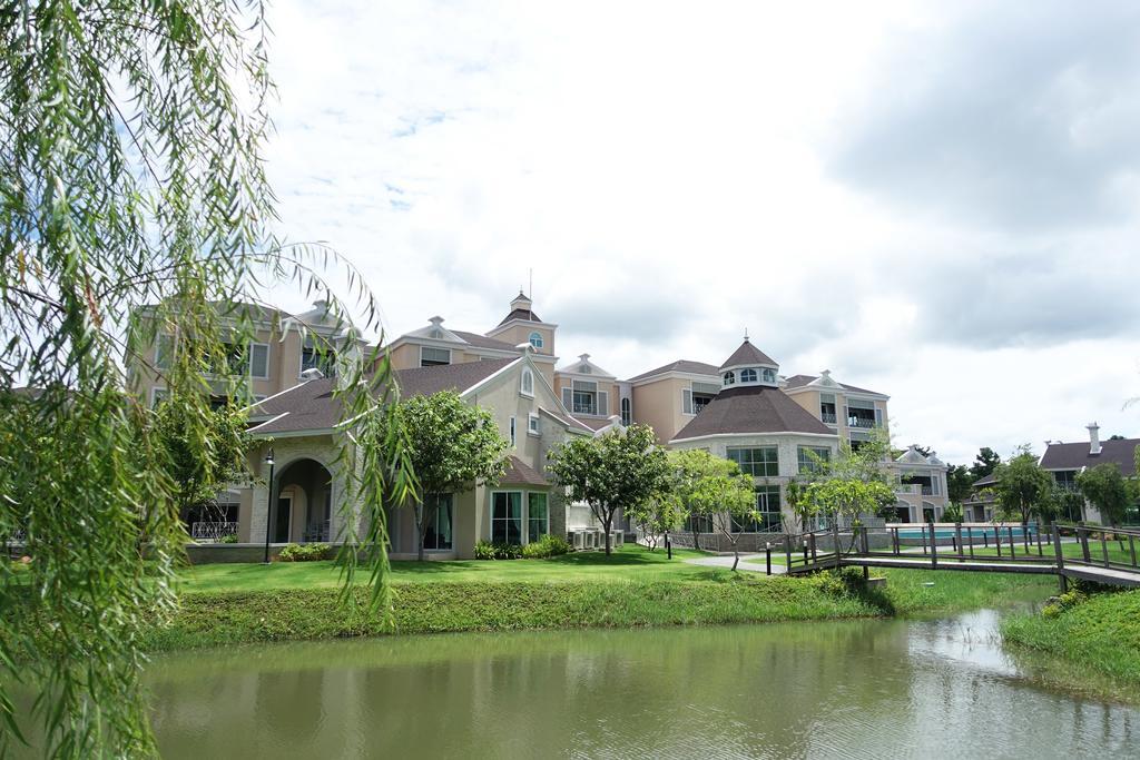 Apartamento Baan Rub Lom By Jane Pak Chong Exterior foto