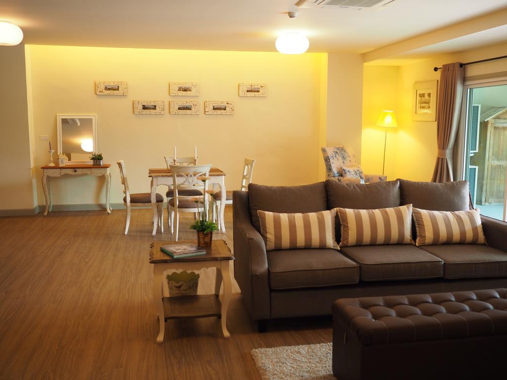 Apartamento Baan Rub Lom By Jane Pak Chong Exterior foto